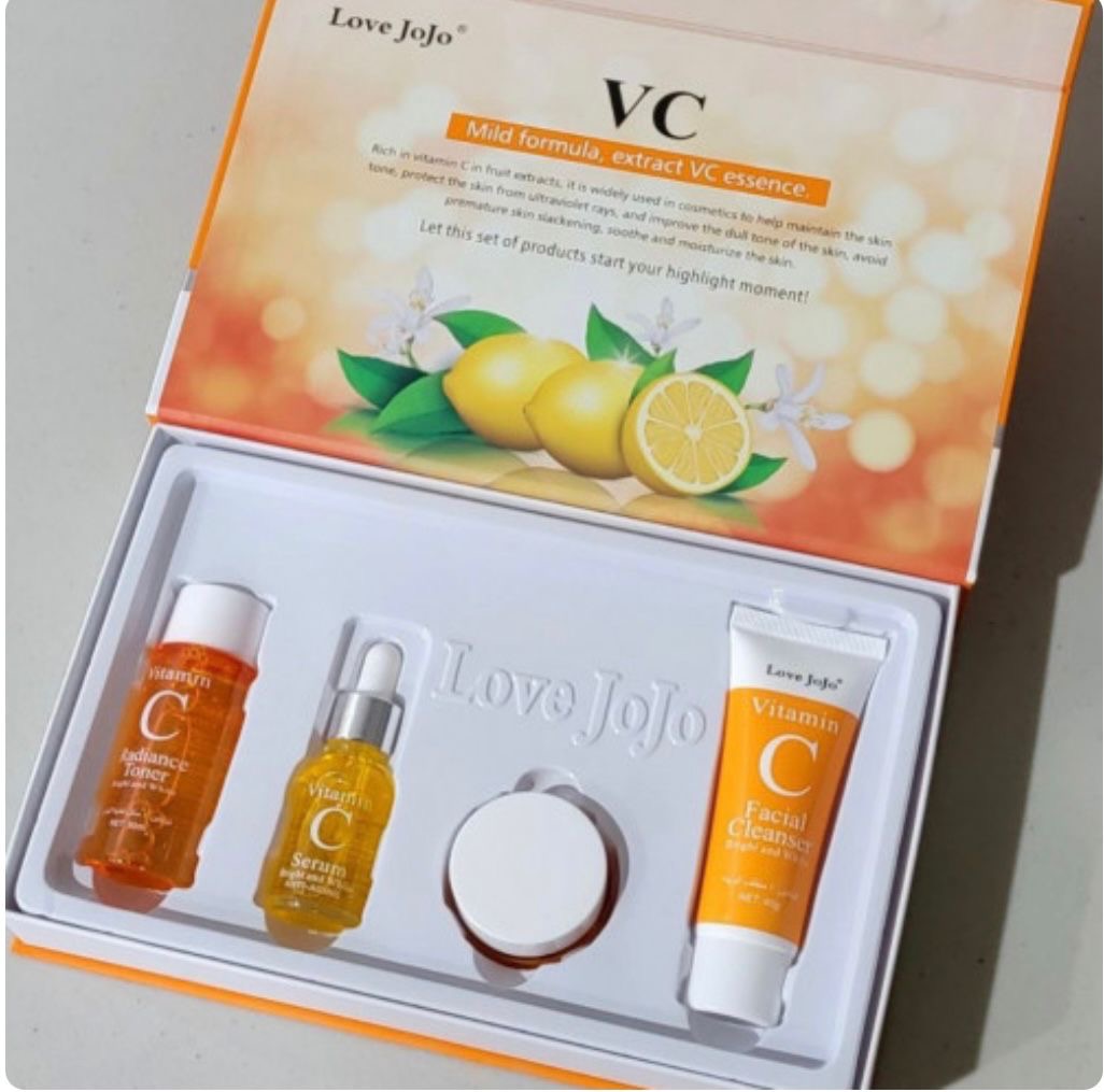 KIT DE INICIO PARA EL CUIDADO FACIAL, TODOS ENRIQUECIDOS CON VITAMINA C